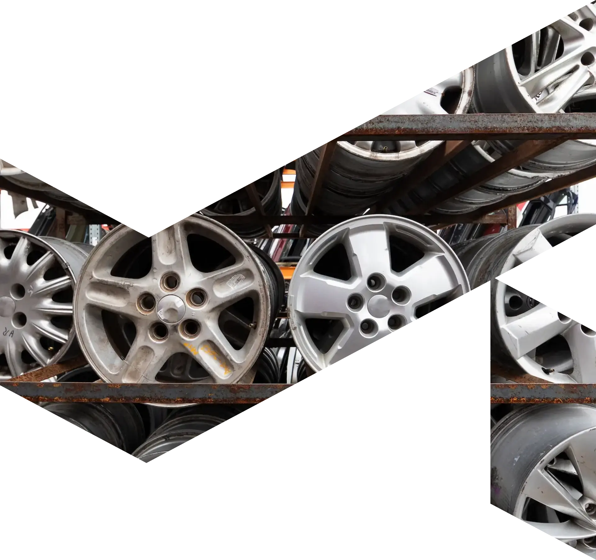 Partij aluminium velgen voor metaalrecycling